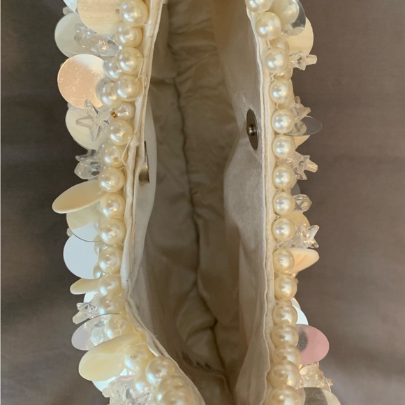 Viral Beaded Pearls and Shells Bag - from TJ Maxx - New with Tags - Picture 8 of 10